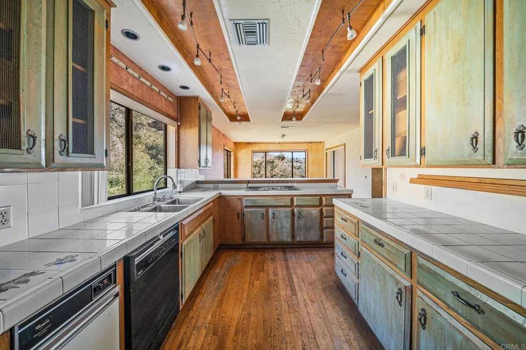 Julian, CA 92036,3252 Pine Hills Road