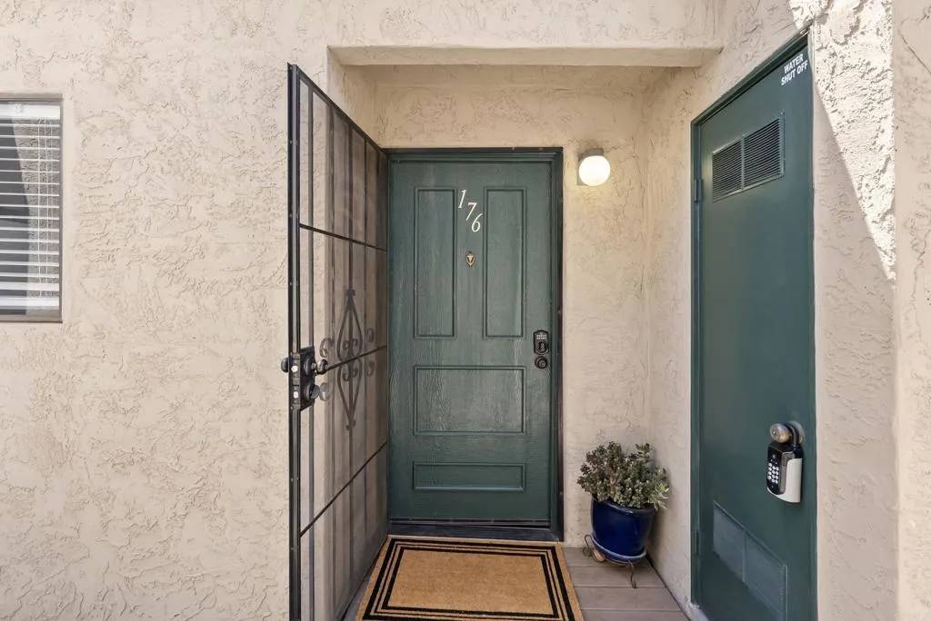 San Diego, CA 92126,9725 Mesa Springs Way #176