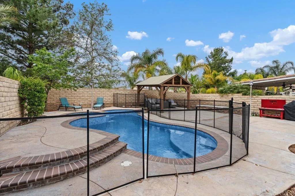 Saugus, CA 91350,28331 Lorita Lane