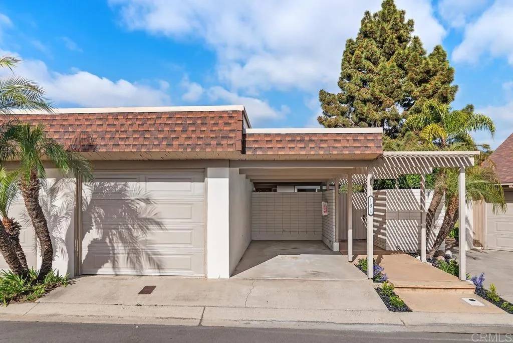 Rancho Santa Fe, CA 92091,131 VIA CORONADO