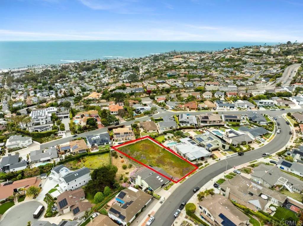 La Jolla, CA 92037,5452 Moonlight