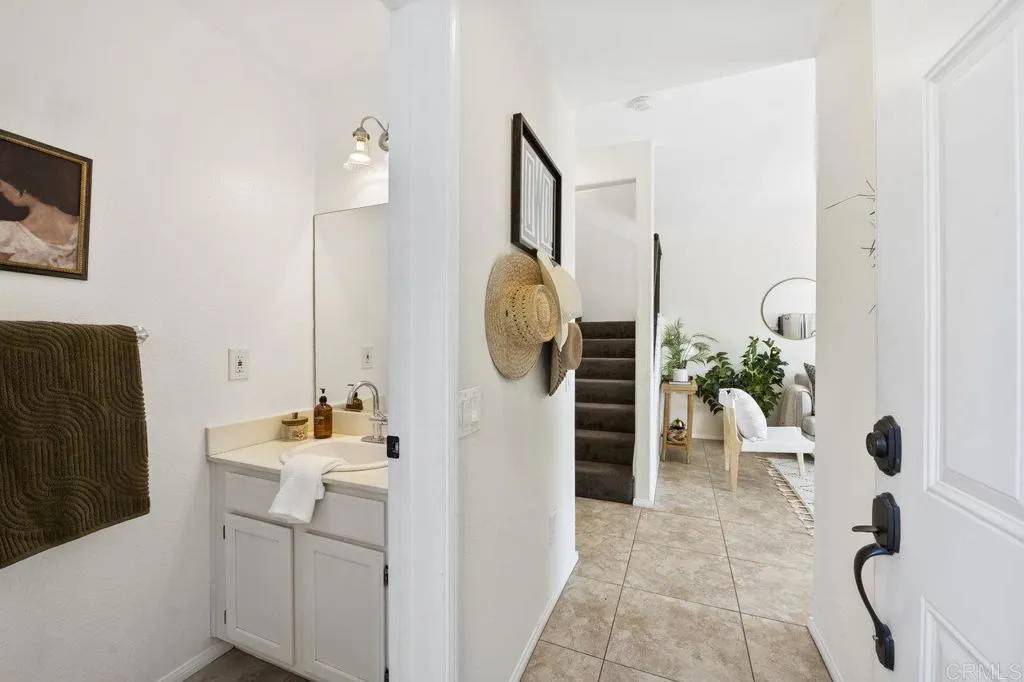 San Marcos, CA 92069,418 W San Marcos Boulevard #138