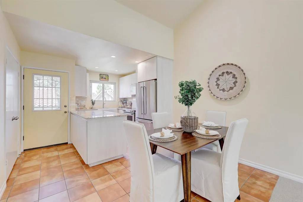 Encinitas, CA 92024,1982 Fairlee Drive