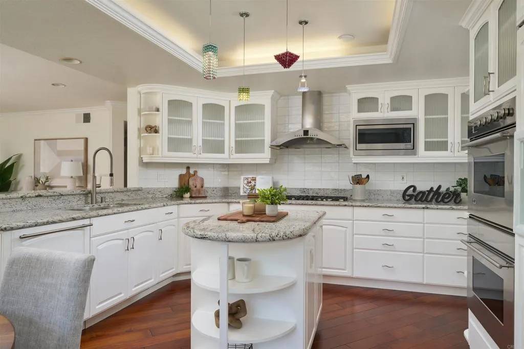 Encinitas, CA 92024,1719 Willowhaven Road