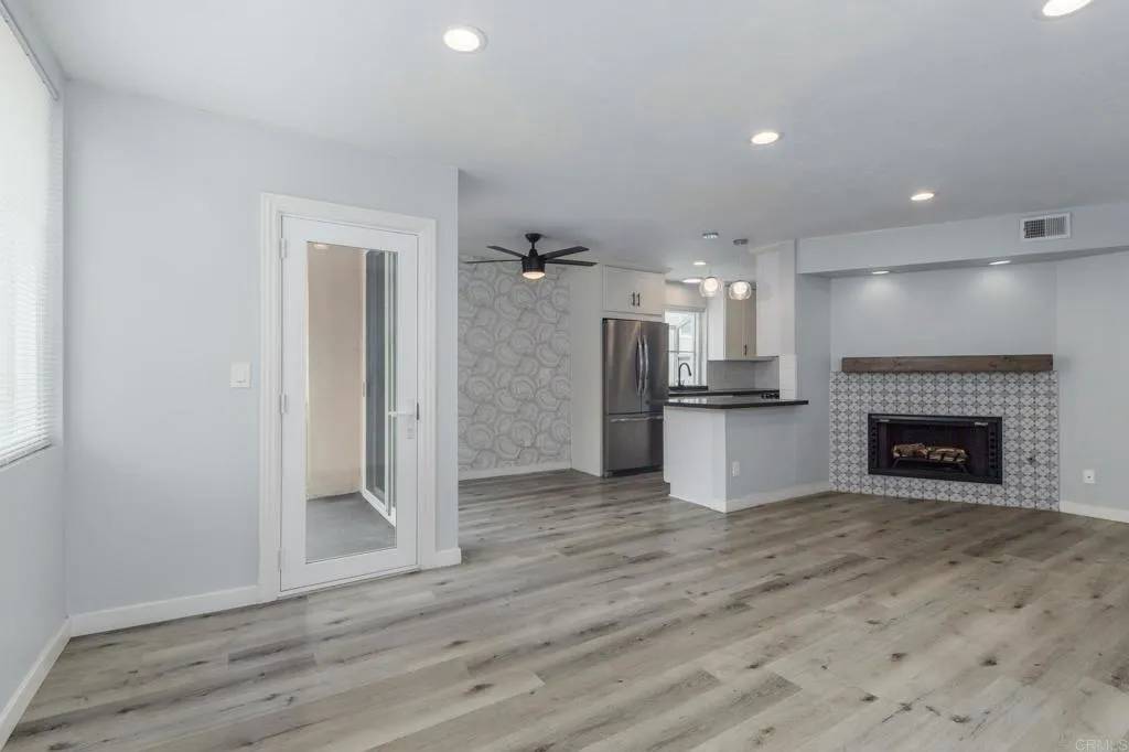 San Diego, CA 92110,3154 Groton Way #3