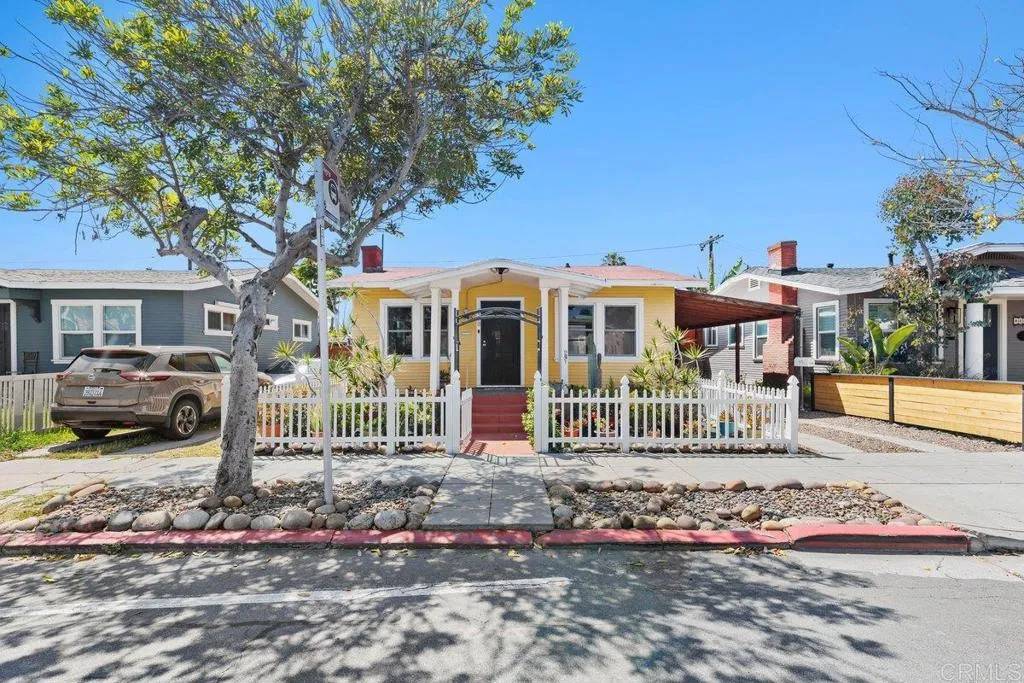 San Diego, CA 92116,4570 Texas Street