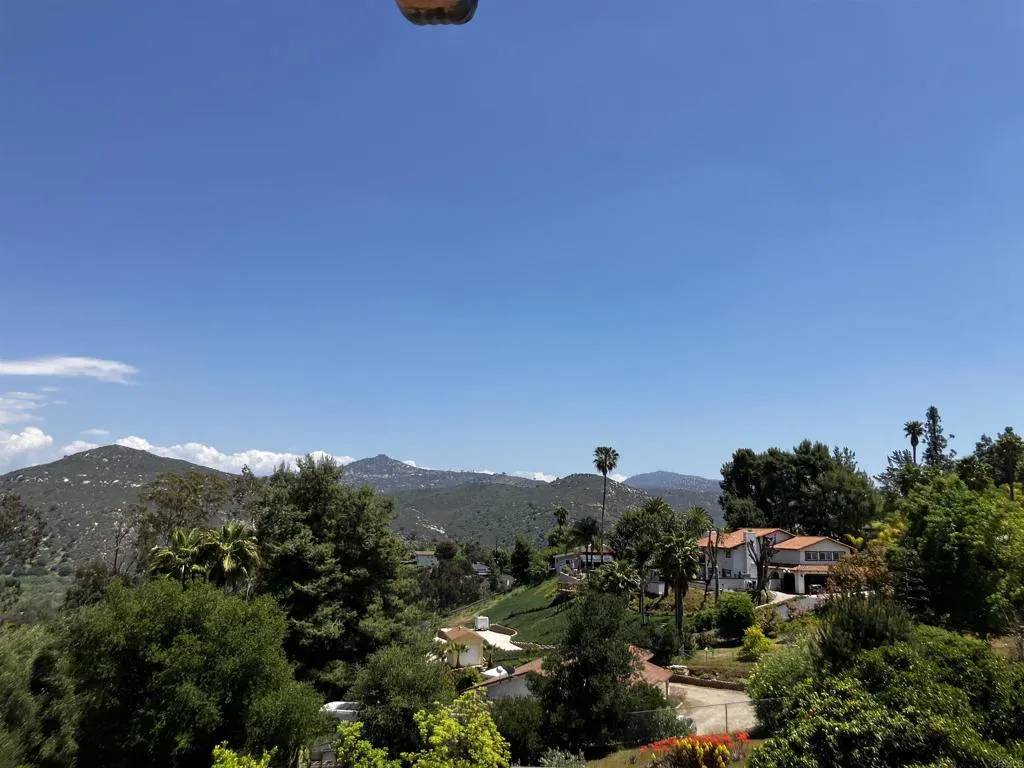 Escondido, CA 92025,2626 Sunset