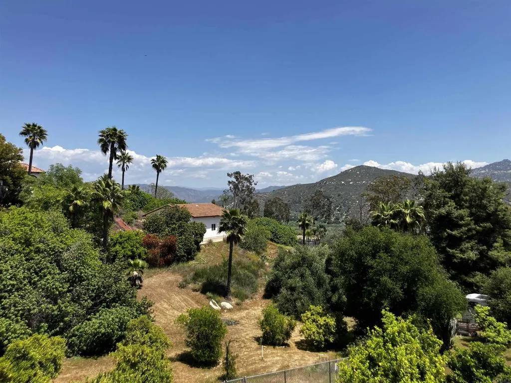 Escondido, CA 92025,2626 Sunset