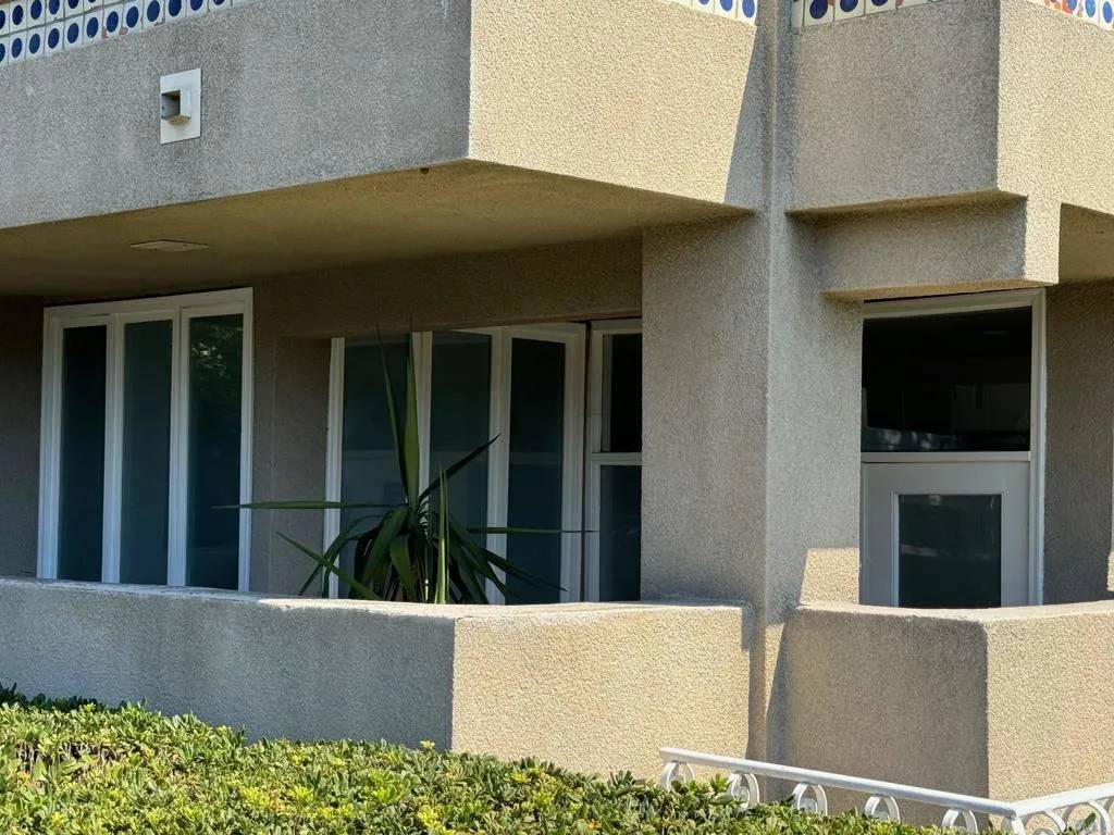 University City, CA 92122,3956 Nobel Dr #101