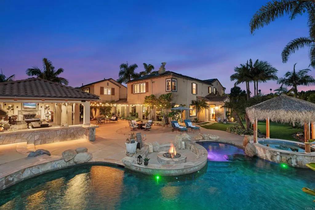 Vista, CA 92081,648 California Oak Drive