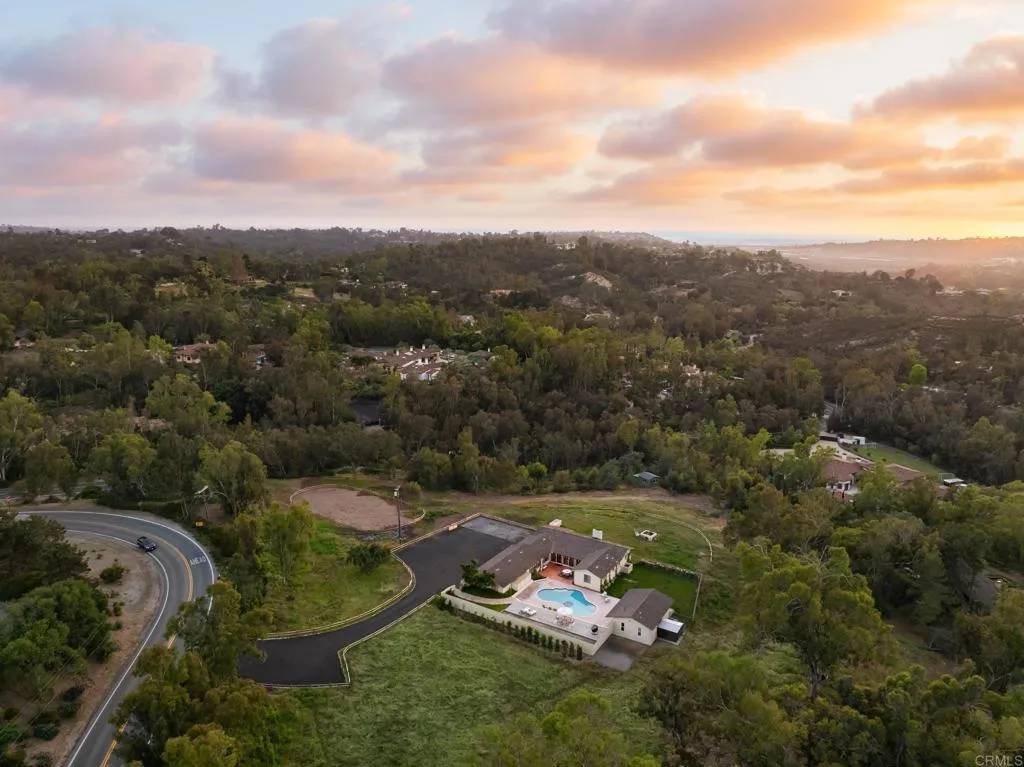 Rancho Santa Fe, CA 92067,5306 Linea Del Cielo