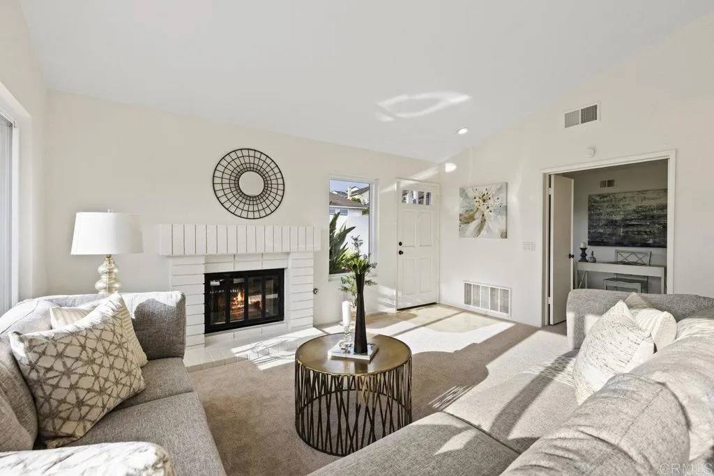 San Clemente, CA 92673,2300 Avenida Marejada