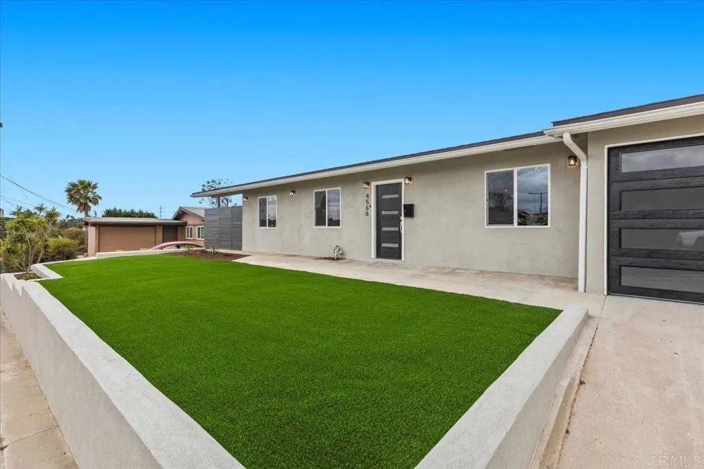 San Diego, CA 92117,4566 Derrick Drive