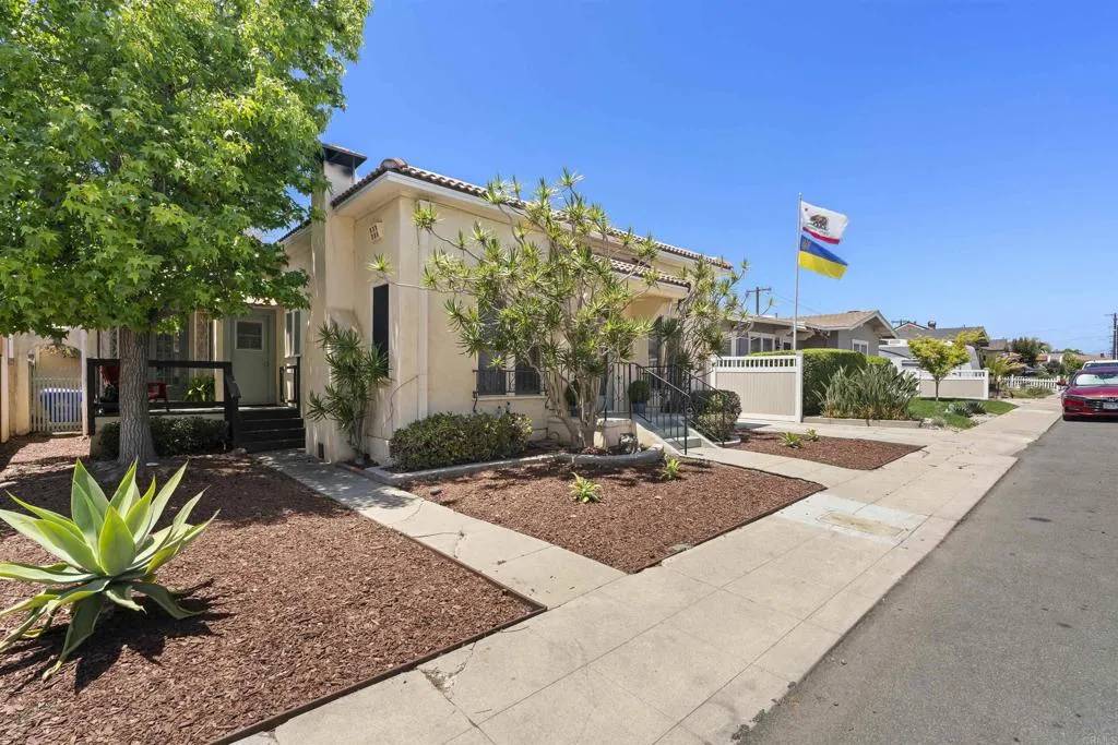San Diego, CA 92104,3536 Park Villa