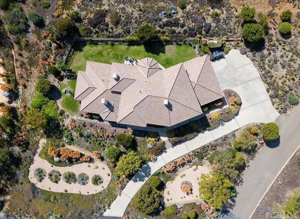 Escondido, CA 92026,9698 Welk View Drive