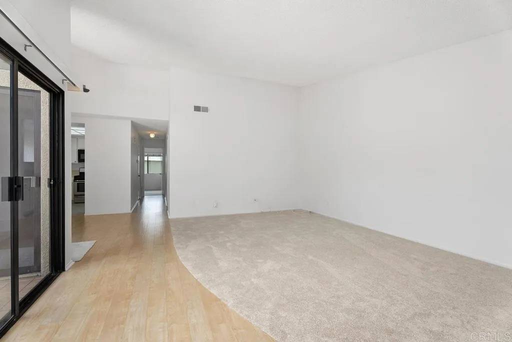 Huntington Beach, CA 92646,8933 Yolo Circle #1308-A