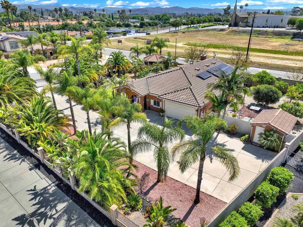 Escondido, CA 92025,907 Rockwell Springs Court