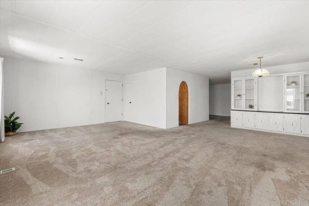 San Marcos, CA 92078,1286 Discovery #11