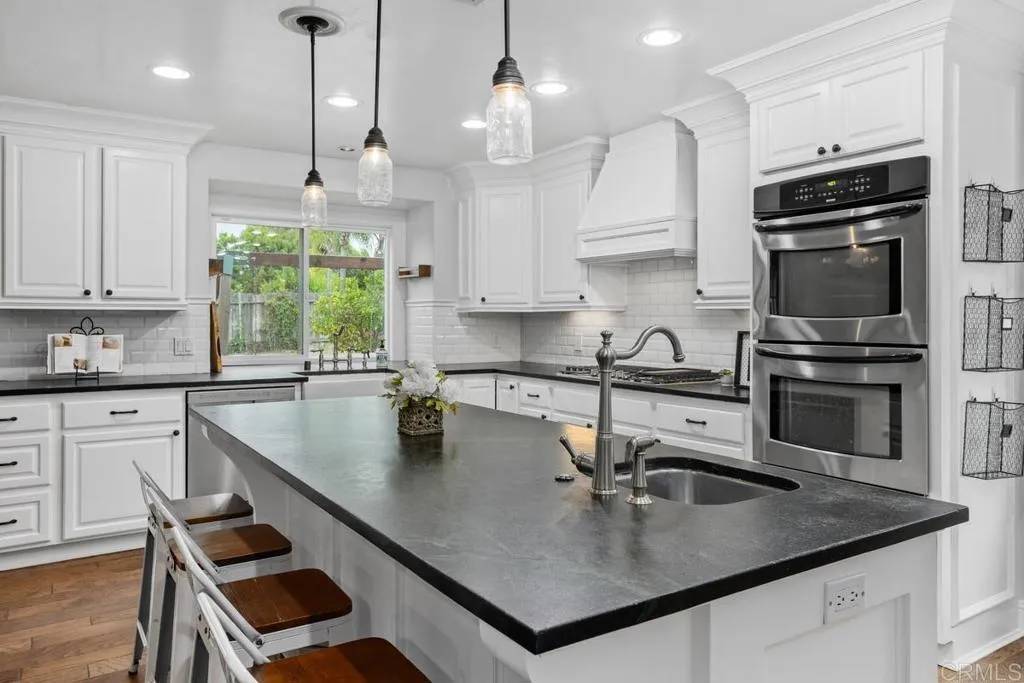 Oceanside, CA 92057,856 Oro Grande Street