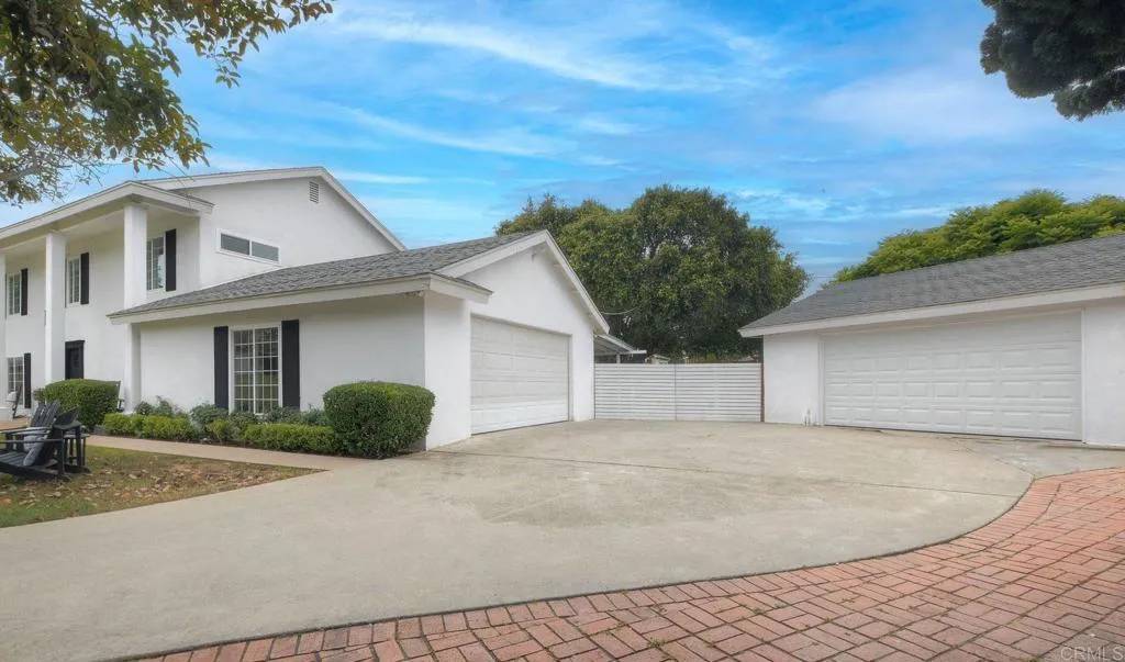 Encinitas, CA 92024,402 Parkwood Lane