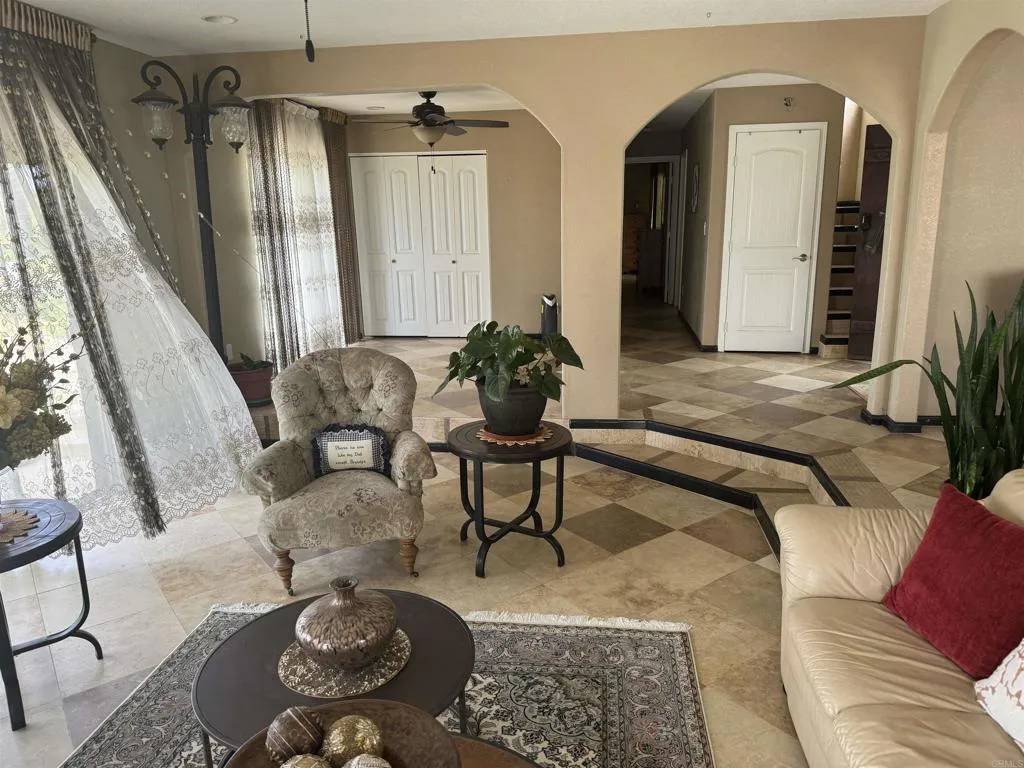 Carlsbad, CA 92011,6591 Black Rail Road
