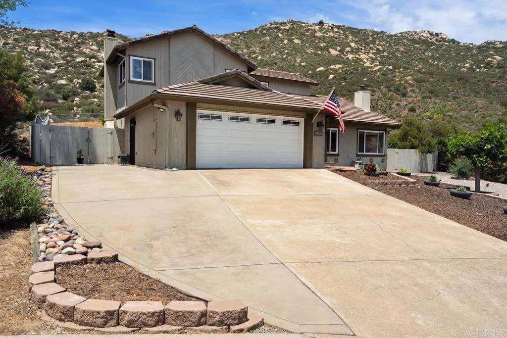 Ramona, CA 92065,25744 Caryn Ct.