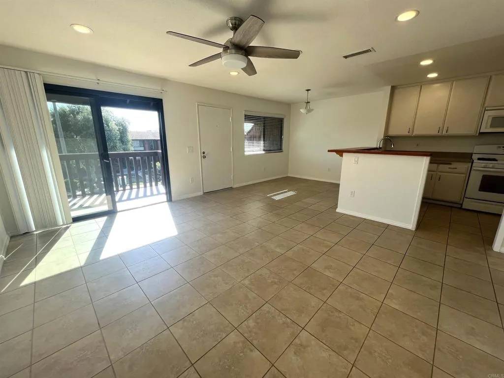 Cardiff By The Sea, CA 92007,2556 Ocean Cove Dr.