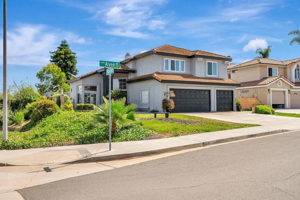 Oceanside, CA 92057,1359 Corte Alveo