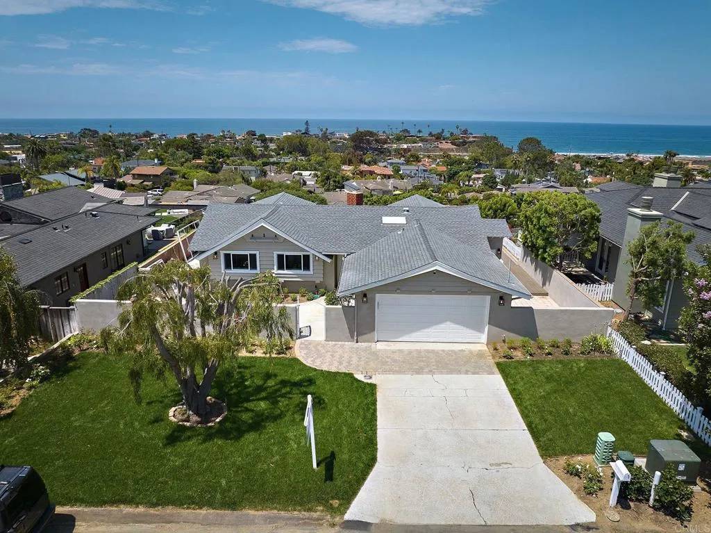 Solana Beach, CA 92075,717 Barbara Ave