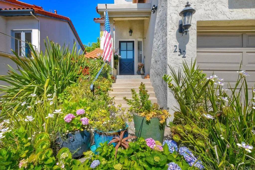 Encinitas, CA 92024,232 Hygeia Court