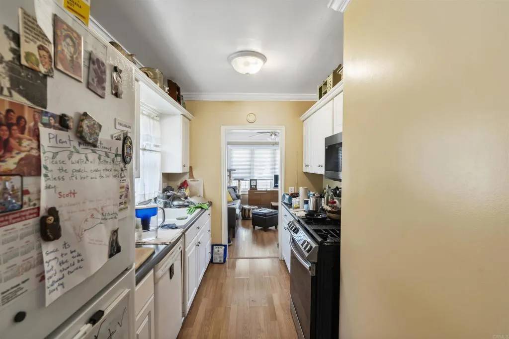 Glendora, CA 91741,321 E Meda Avenue