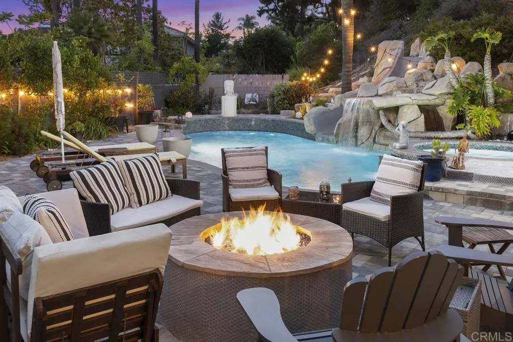 San Diego, CA 92130,4520 Tarantella Ln