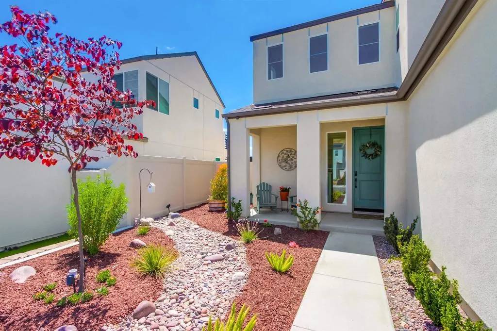 Fallbrook, CA 92028,35140 Bergamot