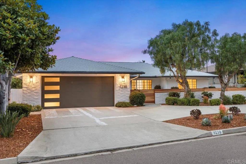 San Marcos, CA 92078,1238 San Julian Dr