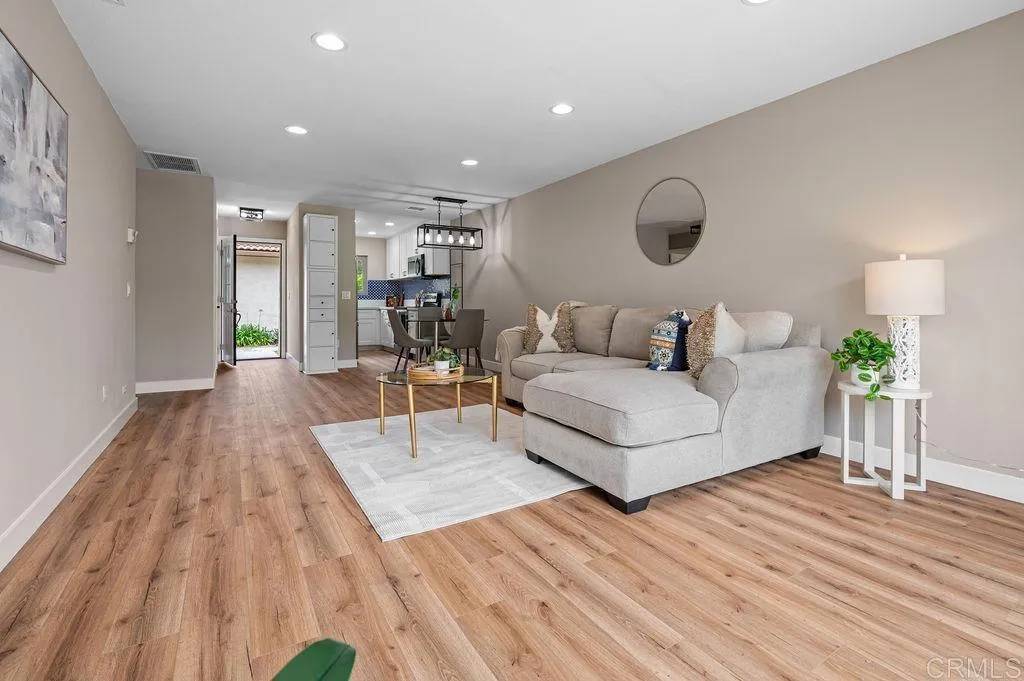 Encinitas, CA 92024,1810 Stanton Road