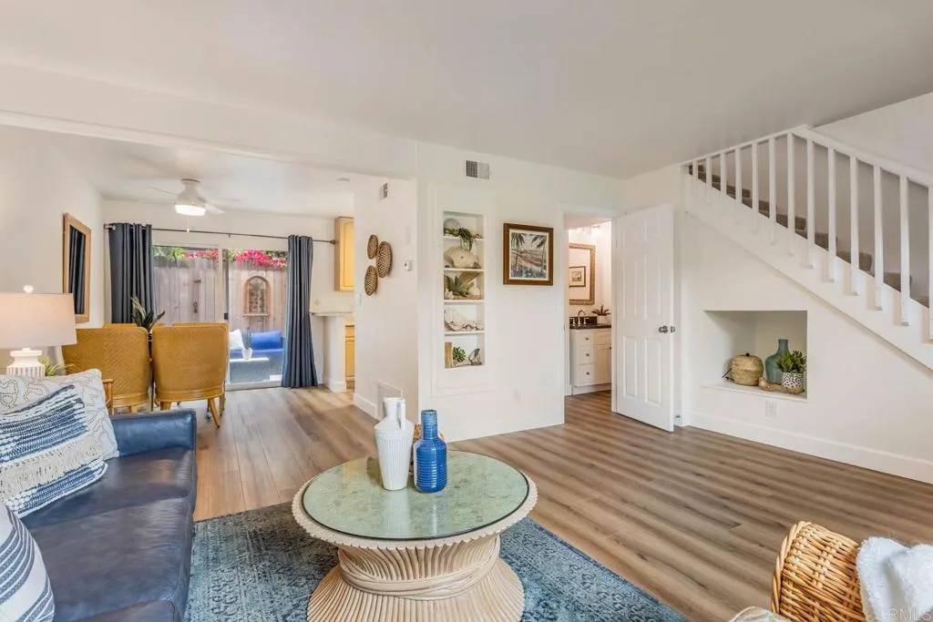 Solana Beach, CA 92075,151 Del Mar Shores Terrace