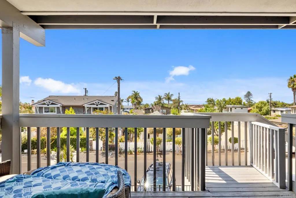 Cardiff By The Sea, CA 92007,2445 Newcastle Avenue