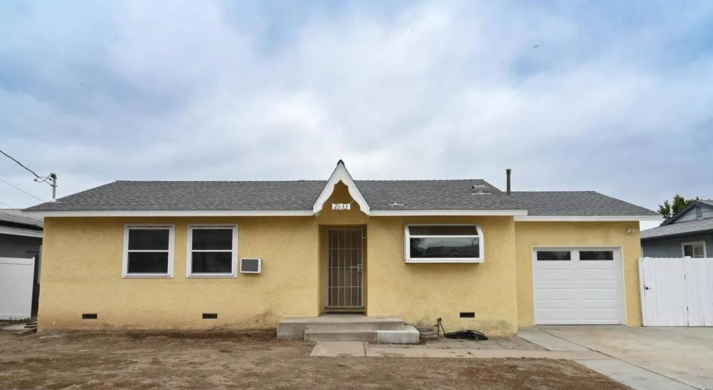 Escondido, CA 92027,2033 Lee Drive