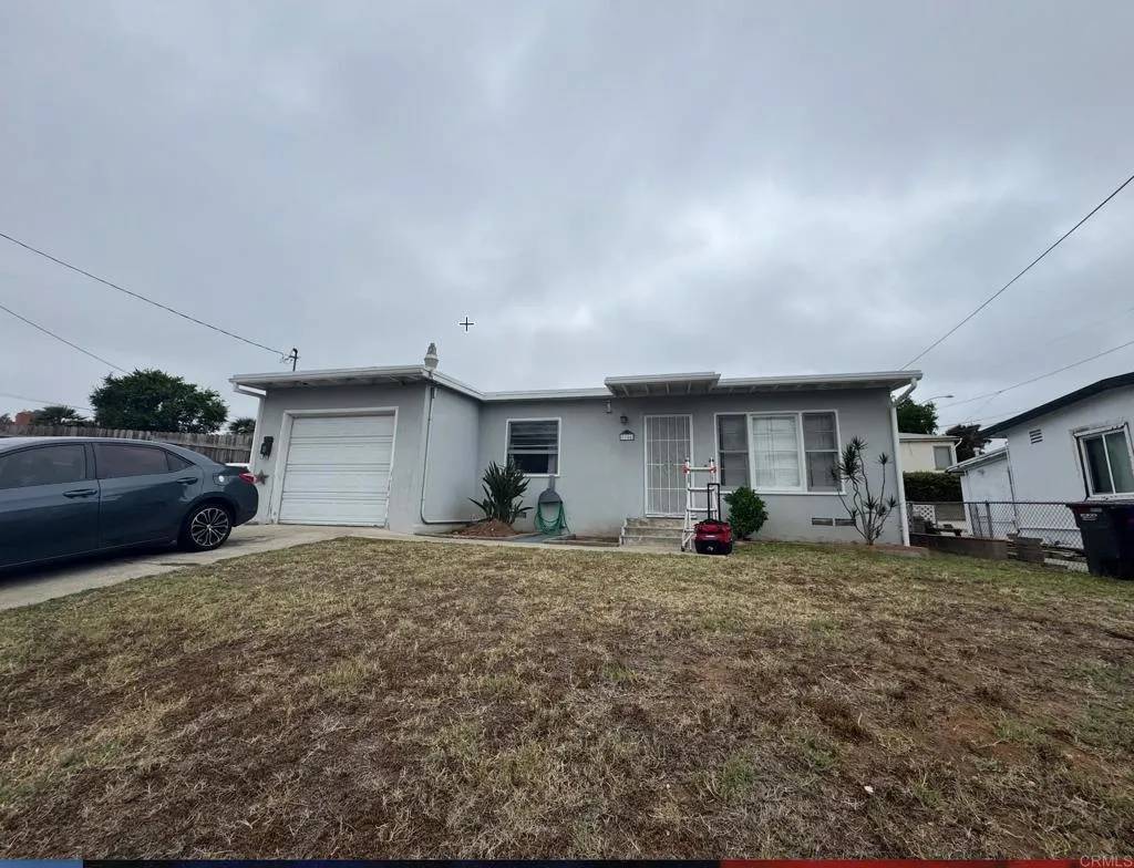 La Mesa, CA 91941,3766 King