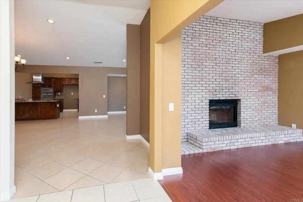 Ramona, CA 92065,24248 Rutherford Road