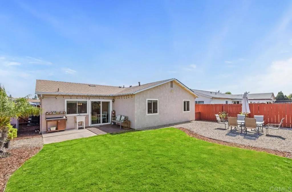 San Diego, CA 92126,8876 Westmore Rd