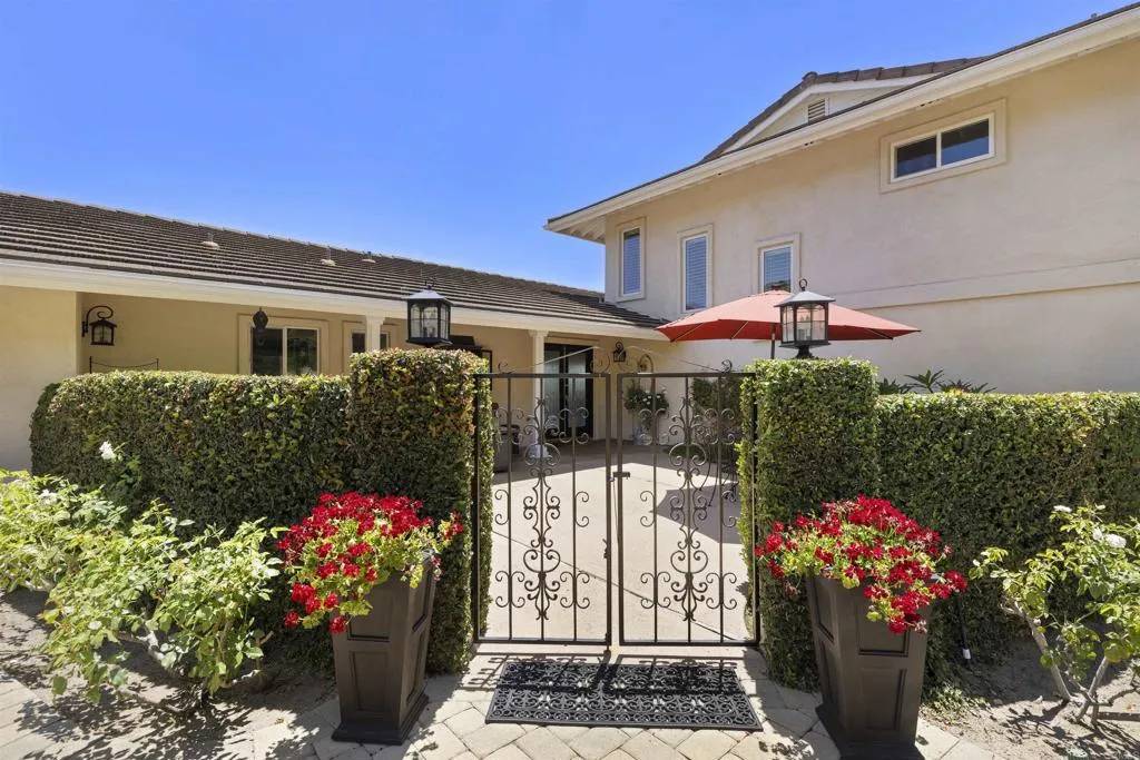 Fallbrook, CA 92028,3237 Canonita Drive