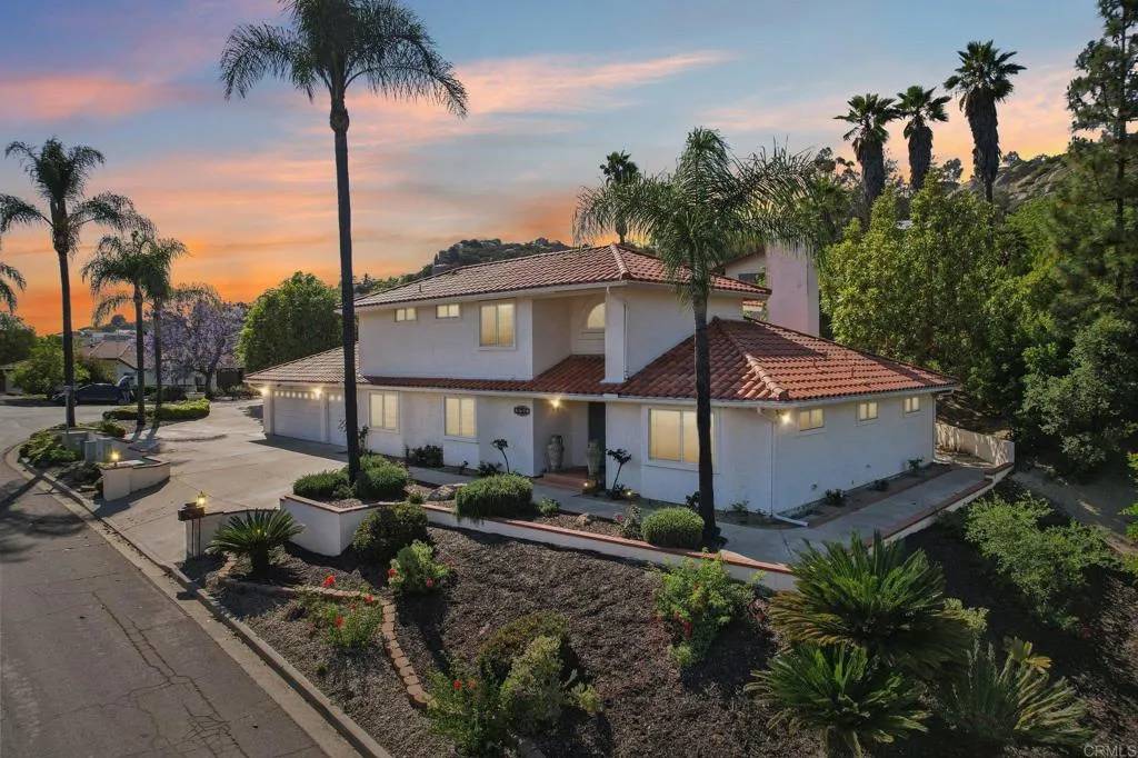 Escondido, CA 92026,9704 Indian Creek Way