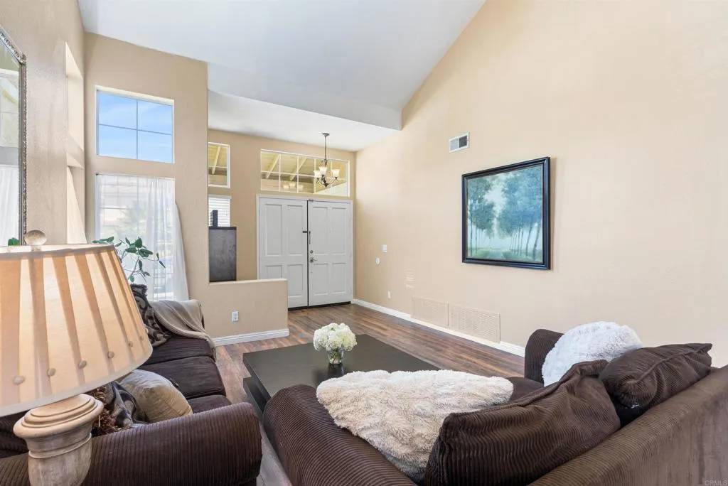 Oceanside, CA 92057,972 Tempera Ct.