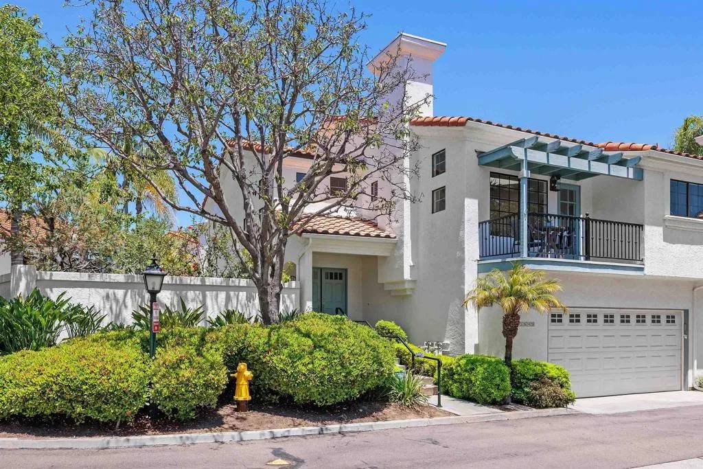 Carlsbad, CA 92008,3649 Azure Circle