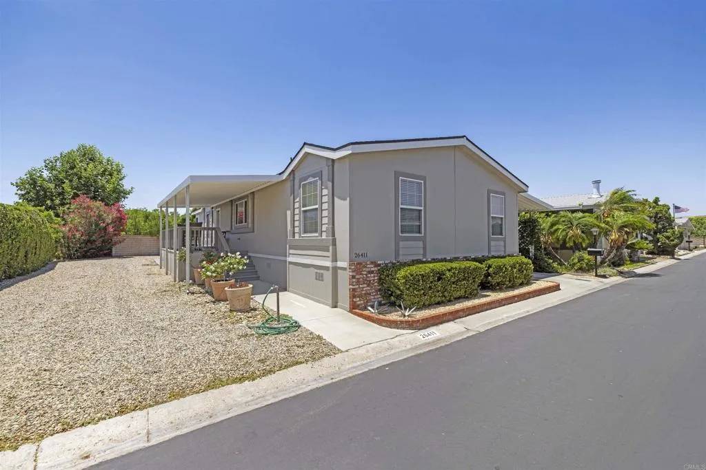 Saugus, CA 91350,26411 Bentgrass