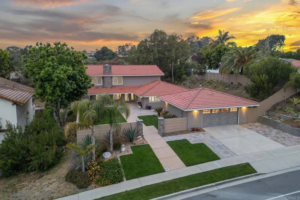 Solana Beach, CA 92075,325 Santa Helena Drive