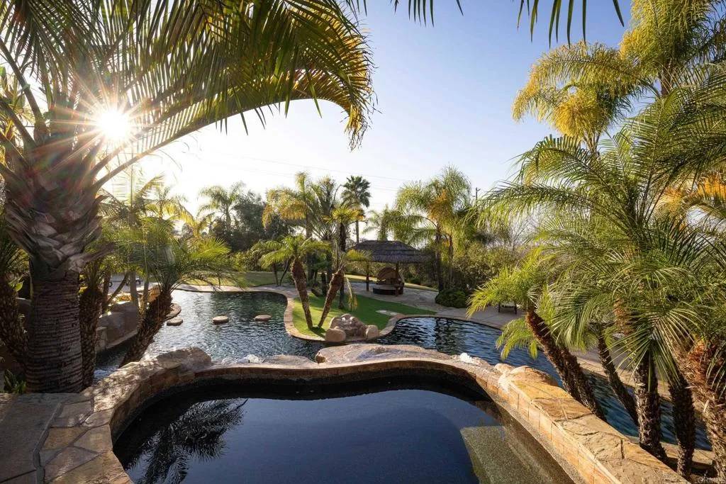 Poway, CA 92064,16110 Lakeview Drive