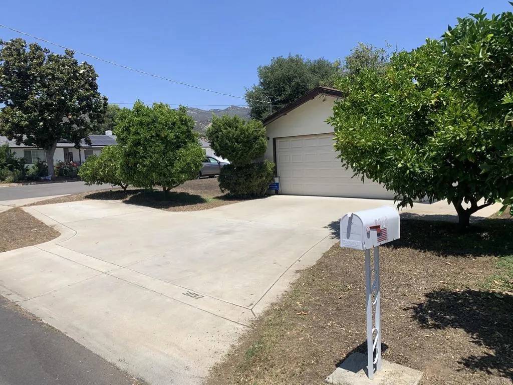 Escondido, CA 92026,3032 Laurashawn Ln