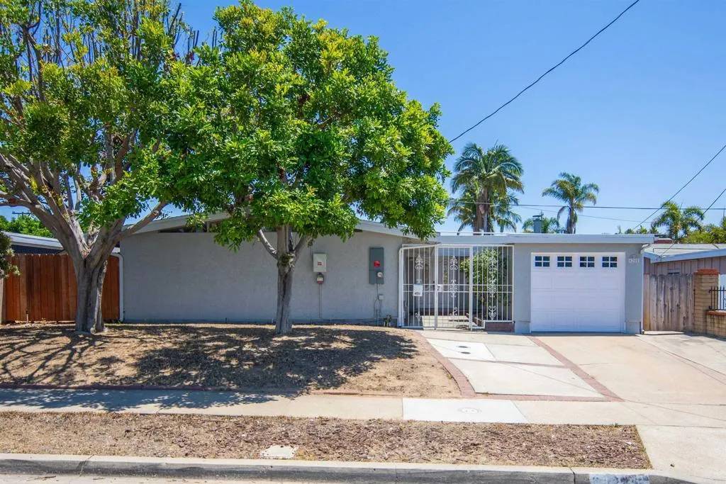 San Diego, CA 92119,6285 ANVIL LAKE Avenue